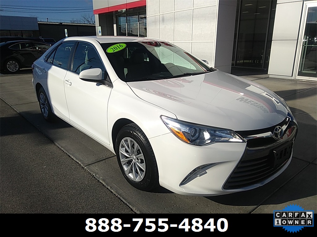 Pre Owned 2016 Toyota Camry Le 4d Sedan In Westborough Pl63781 Pre Owned 2016 Toyota Camry Le